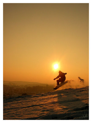 Snowboard_Session_by_LLr0cks[1].jpg